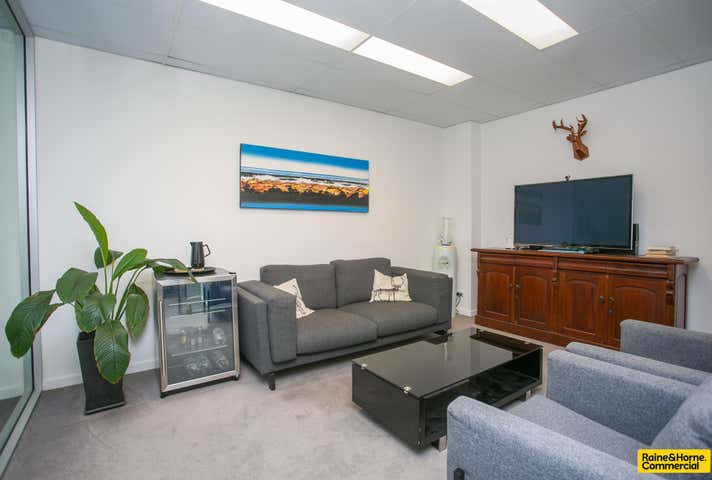 1 / 98 Terrace Road East Perth WA 6004 - Image 6