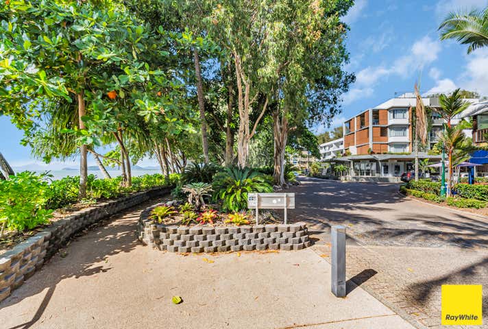 8/71 Williams Esplanade Palm Cove QLD 4879 - Image 11
