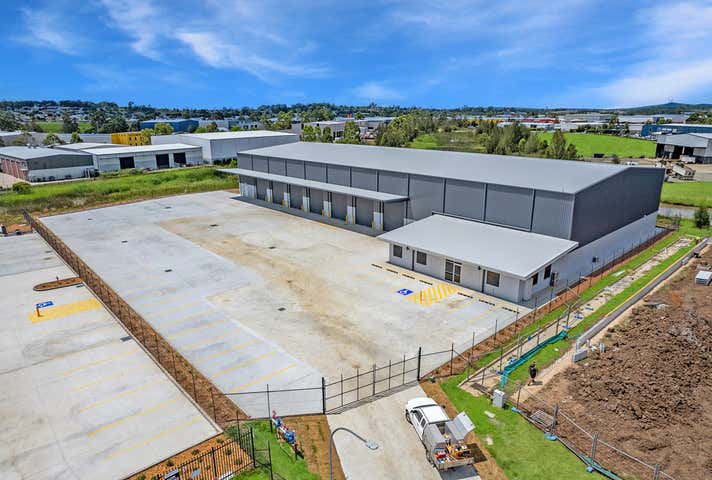 13 Meteor Place Rutherford NSW 2320 - Image 2