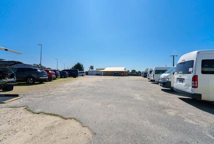 122-124 Mills Street Welshpool WA 6106 - Image 14