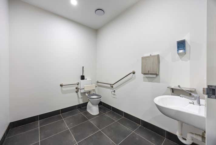 10/18 Gregory Street West Lake Gardens VIC 3355 - Image 7