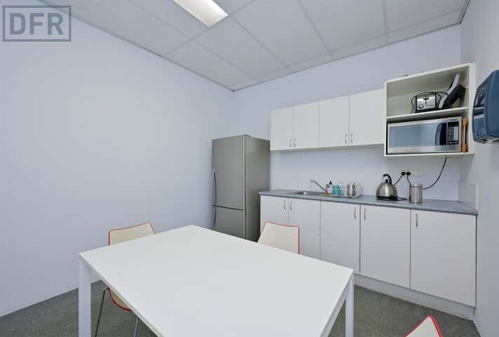 1/453 Yangebup Road Cockburn Central WA 6164 - Image 13