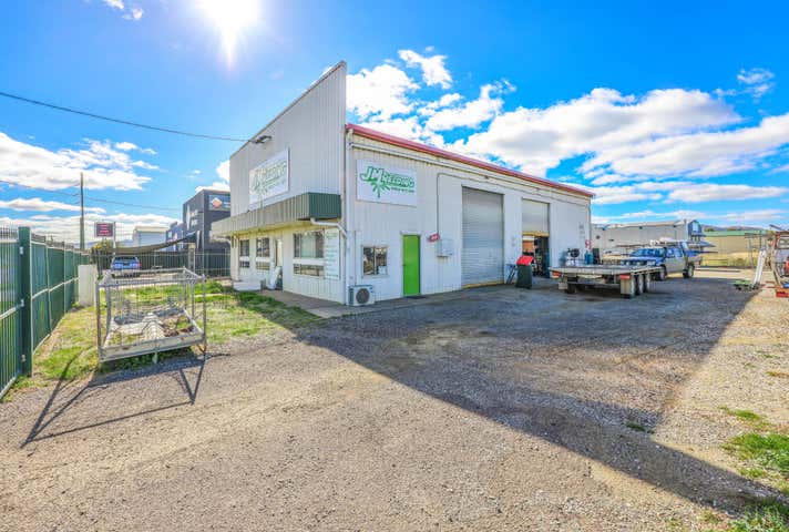 36 Dampier Street Taminda NSW 2340 - Image 3