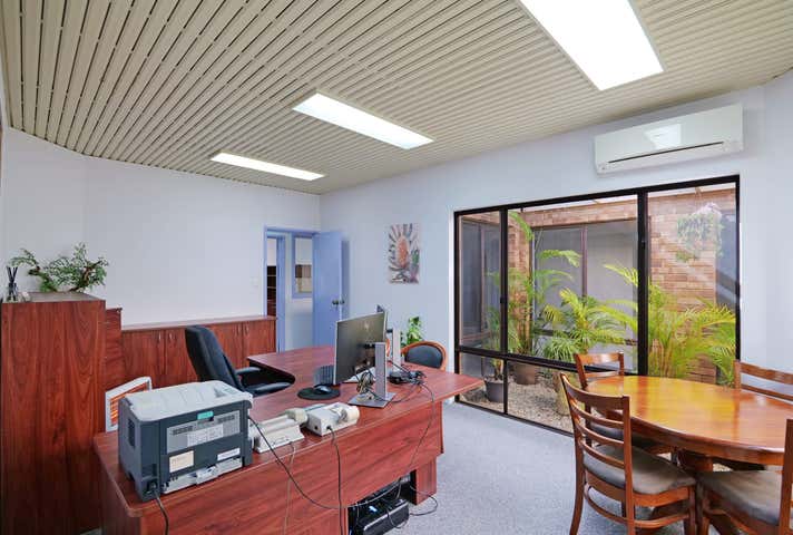 26 Prindiville Drive Wangara WA 6065 - Image 5