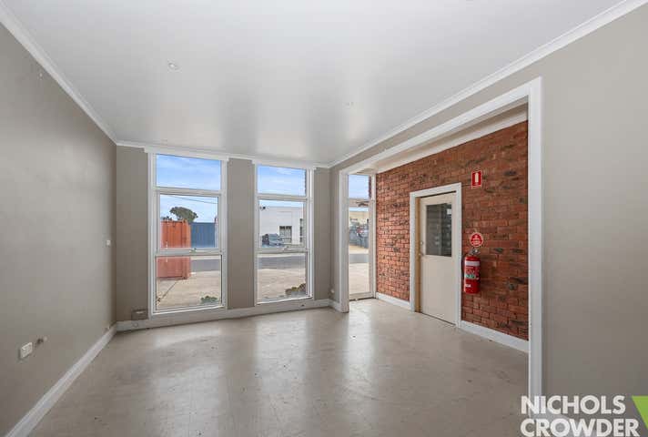 42 Lamana Road Mordialloc VIC 3195 - Image 3