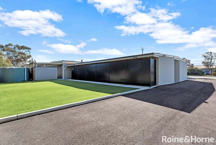 24 Cooke Terrace Tailem Bend SA 5260 - Image 24
