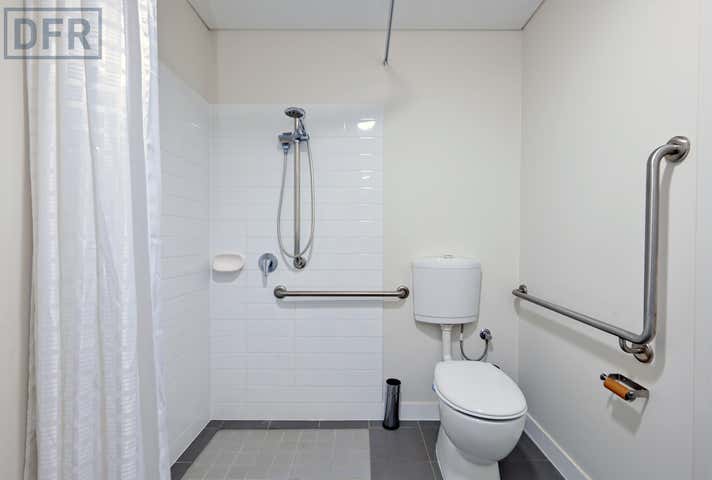 12W/817 Beeliar Drive Cockburn Central WA 6164 - Image 16