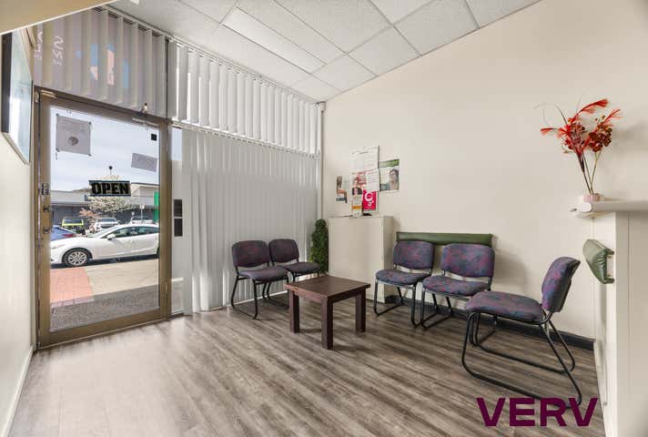 3/30 Mawson Place Mawson ACT 2607 - Image 2