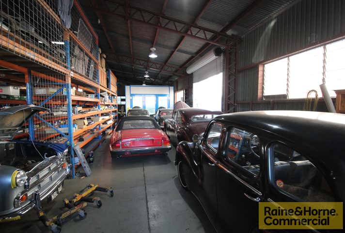 102 Granite Street Geebung QLD 4034 - Image 3