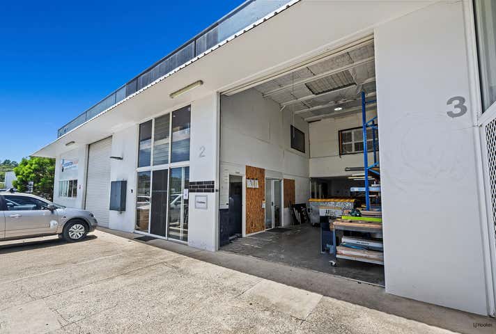 2/27 Hutchinson Street Burleigh Heads QLD 4220 - Image 1