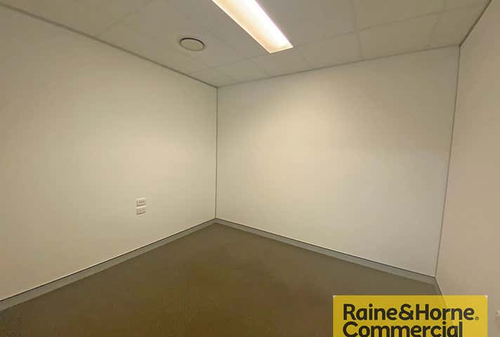 2/153 Racecourse Road Ascot QLD 4007 - Image 5