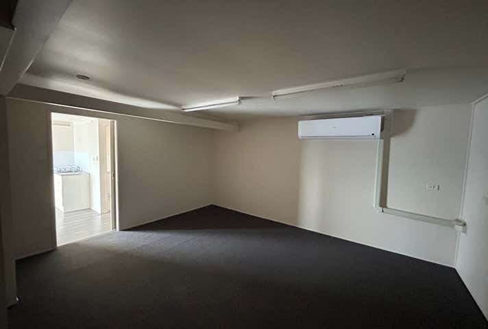 2/102 Islander Road Pialba QLD 4655 - Image 3