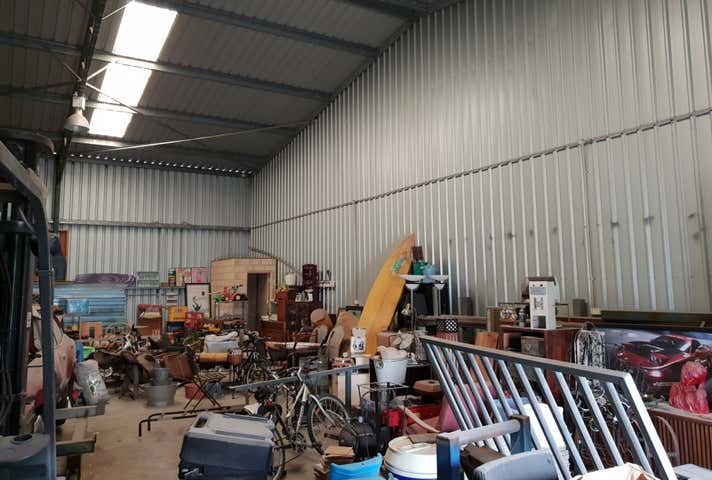 22b/37 Warman Street Neerabup WA 6031 - Image 3