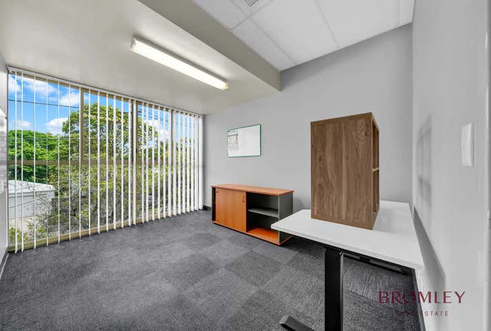 2/42 Finsbury Street Newmarket QLD 4051 - Image 5