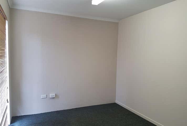 325-327 Sheridan Street Cairns North QLD 4870 - Image 19