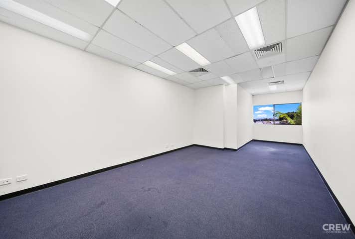 109 Upton Street Bundall QLD 4217 - Image 19