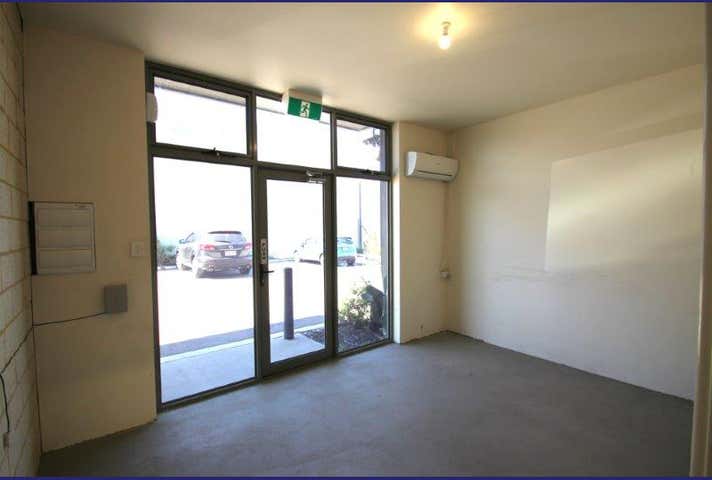 4/29 Competition Way Wangara WA 6065 - Image 4