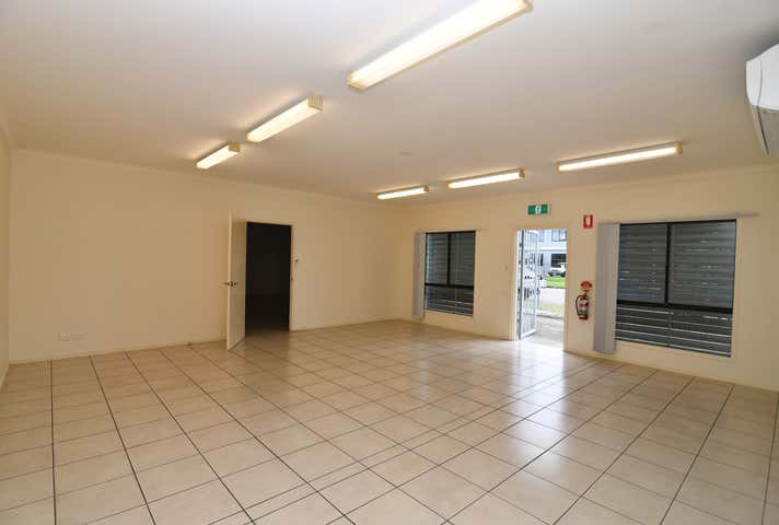 88-90 Crocodile Crescent Mount St John QLD 4818 - Image 16