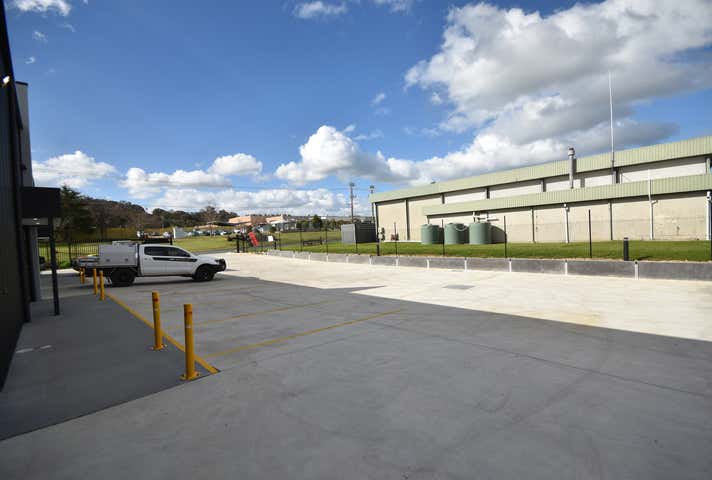 2/111 Kaitlers Road Lavington NSW 2641 - Image 13