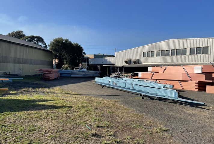 42-44 Glastonbury Avenue Unanderra NSW 2526 - Image 2