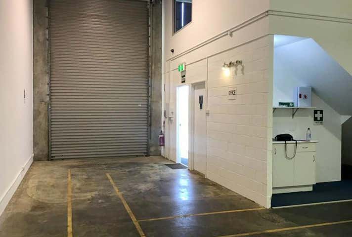 Unit 2, 17 Caloundra Road Clarkson WA 6030 - Image 4