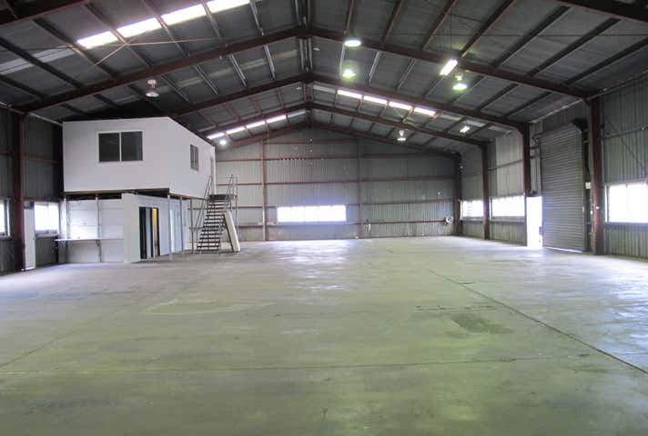 4/134 Boniface Street Archerfield QLD 4108 - Image 4