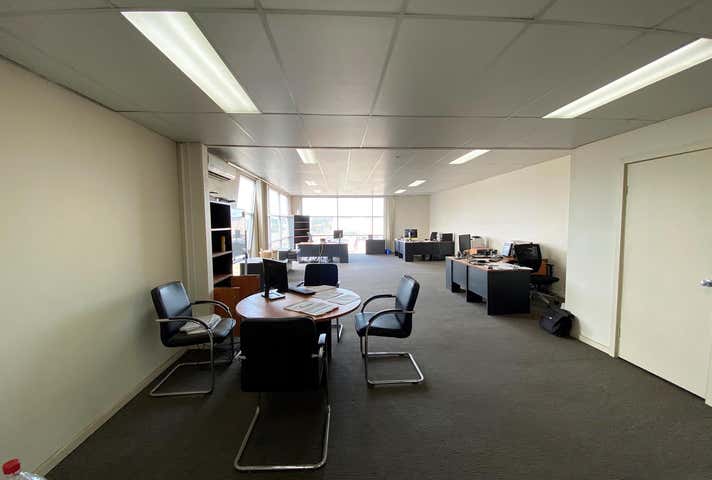 24 Clelland Road Brooklyn VIC 3012 - Image 9