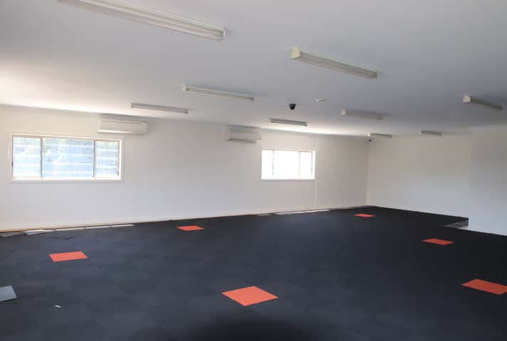 47 Shellharbour Road Port Kembla NSW 2505 - Image 4