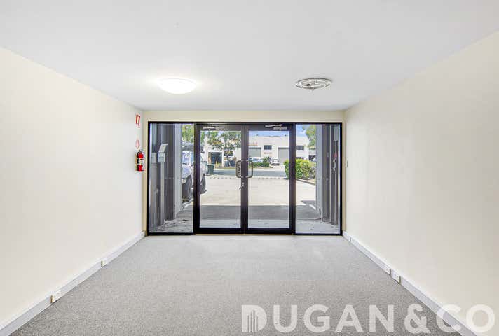 2B/54 Riverside Place Morningside QLD 4170 - Image 3