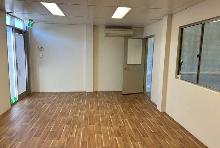 8/122-124 Radium Street North Welshpool WA 6106 - Image 5