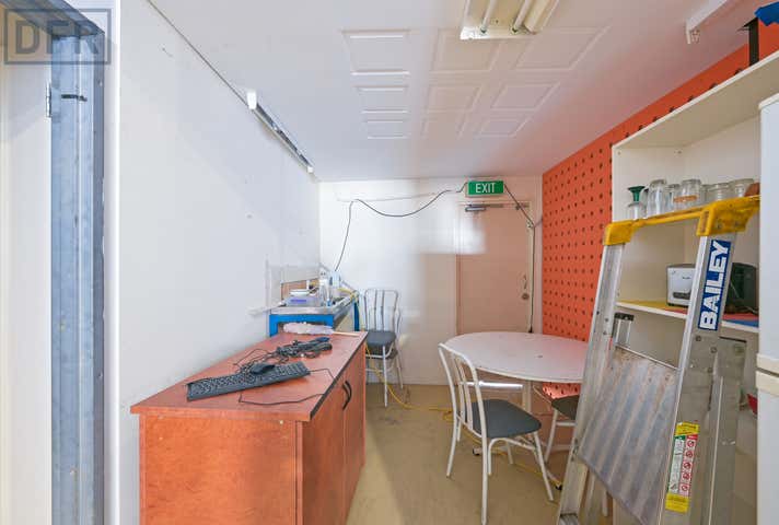 11/30-32 Vinnicombe Drive Canning Vale WA 6155 - Image 12