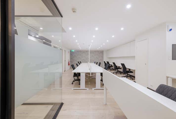 9/1 Danks Street Waterloo NSW 2017 - Image 2