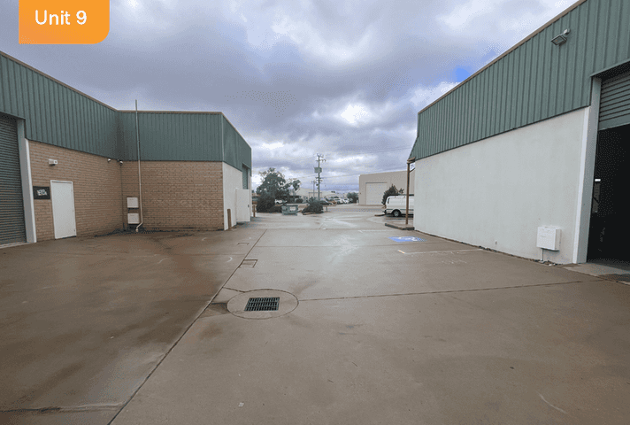 2 & 9/126-130 Bannister Road Canning Vale WA 6155 - Image 9