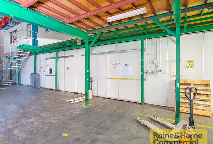 38 Walker Street Tennyson QLD 4105 - Image 6