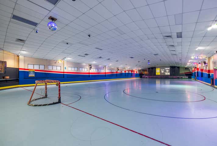 19 Caloundra Road Caloundra West QLD 4551 - Image 8