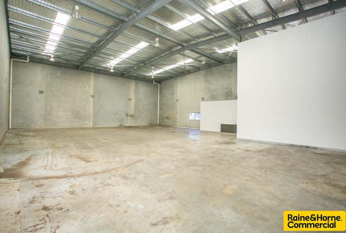 1 / 19 Niche Parade Wangara WA 6065 - Image 5