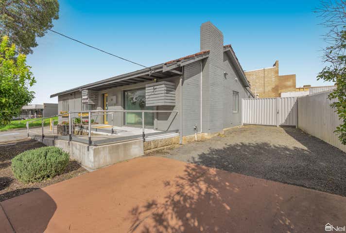 17 Page Road Kelmscott WA 6111 - Image 29
