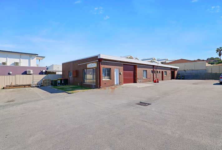 13/9 Milford Street East Victoria Park WA 6101 - Image 2