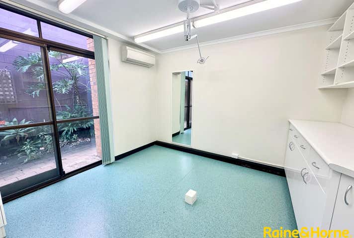 Suite 5, 34 Woodriff Street Penrith NSW 2750 - Image 5