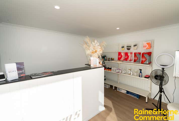 2/13 Jones Street Wagga Wagga NSW 2650 - Image 3