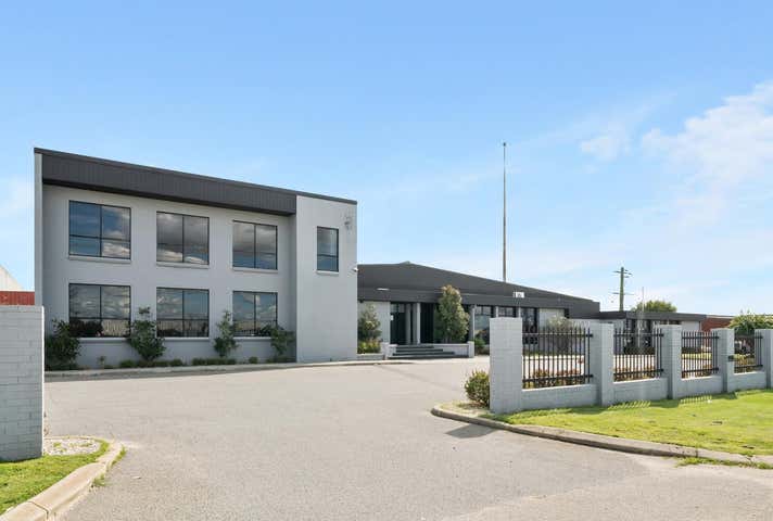 25 Wellard St Bibra Lake WA 6163 - Image 13