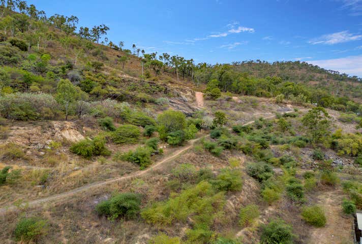 25 Scenic Drive Mount Louisa QLD 4814 - Image 6