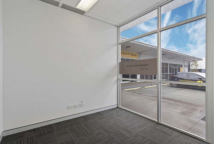3/12 Intercity Circuit Beenleigh QLD 4207 - Image 9