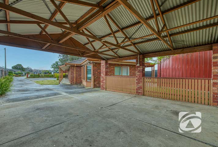 22 Main Street Pakenham VIC 3810 - Image 9