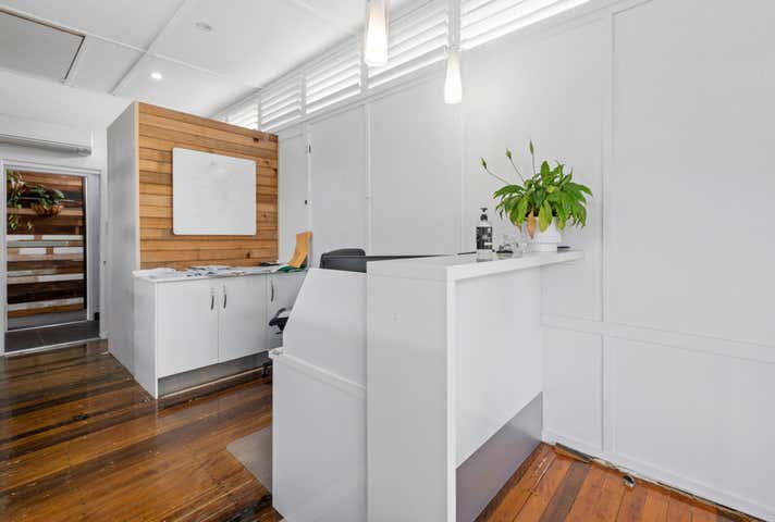 29 Smith Street Holland Park QLD 4121 - Image 2