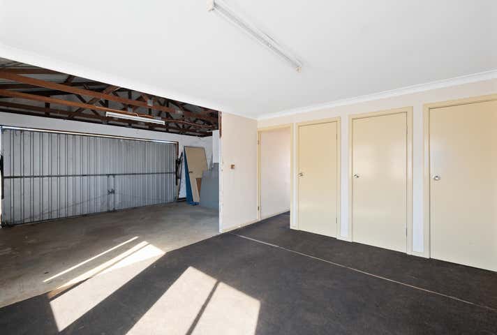 47 Wellington Street East Northam WA 6401 - Image 15