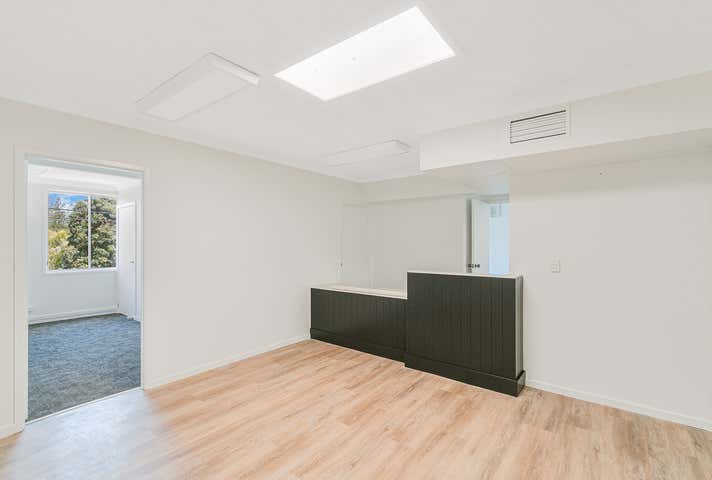 34-38 Griffith Street Coolangatta QLD 4225 - Image 18