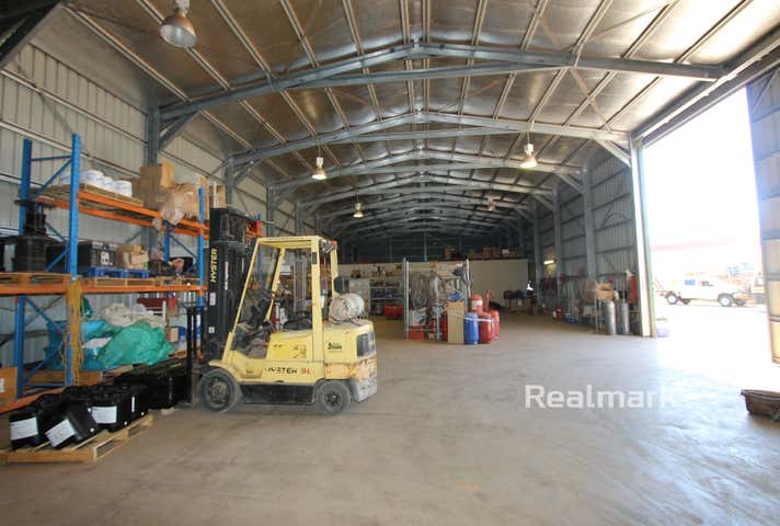 12 Manganese Street Wedgefield WA 6721 - Image 5