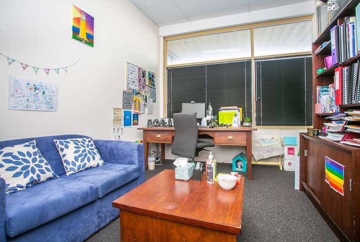 8 Cobbler Place Mirrabooka WA 6061 - Image 5