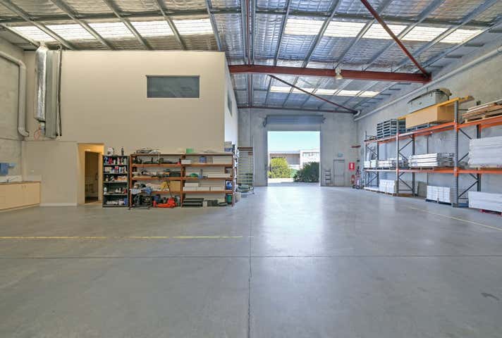 Unit 2, 40 Tacoma Circuit Canning Vale WA 6155 - Image 13